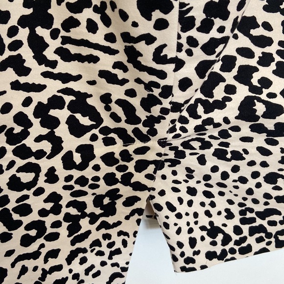 The Loft Leopard pencil skirt - Picture 4 of 4